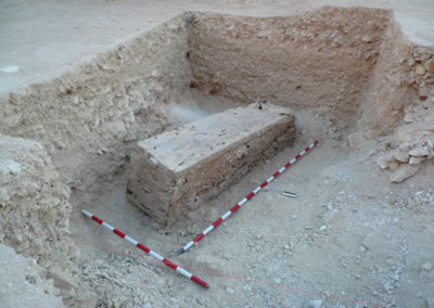 Dos piezas del Reino Medio halladas en el patio de Djehuty