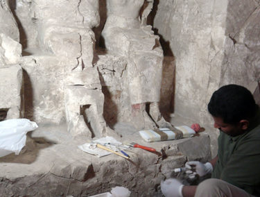Conservación de las paredes de la tumba de Djehuty