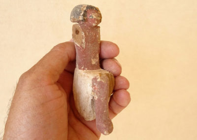 Figurilla de madera de una maqueta del Reino Medio.