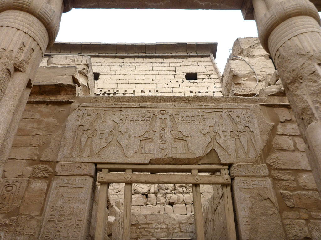 Dintel de la reina Hatshepsut reutilizado