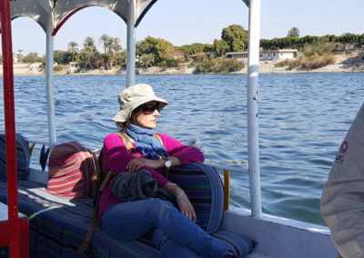 Suni disfrutando del paseo en barca hasta Karnak.