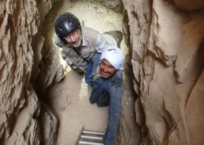 José Miguel y Yuma al fondo del pozo, sin perder la sonrisa.
