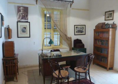 Despacho de Howard Carter en su casa a la entra del wadi que conduce al Valle de los Reyes.