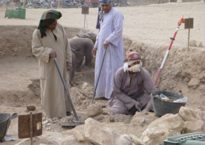 Gamal es uno de los excavadores del sector 10 Sur.