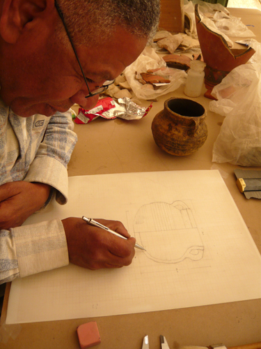 Ayad es el nuevo dibujante de cerámica del equipo.