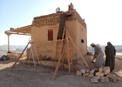 Reformando la casa del gafir para que esté preparada antes de la inauguración de las tumbas de Djehuty y Heri.