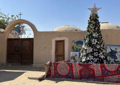 Árbol de Navidad en el monasterio copto